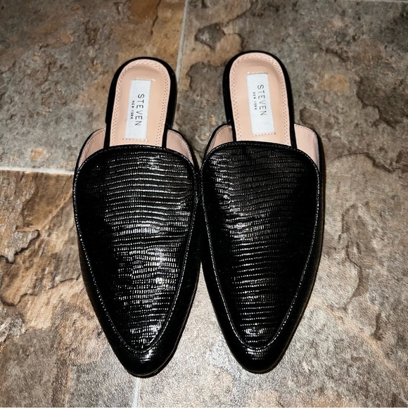 Steven By Steve Madden Shoes - NEW Steven by Steve Madden Heidie Black Textured Slip On Pointed Toe Mule Flats